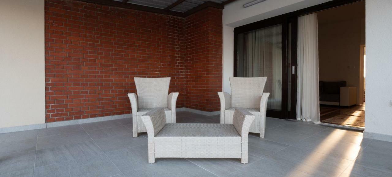 Eva Rooms & Studio Apartment Karlovac Eksteriør bilde